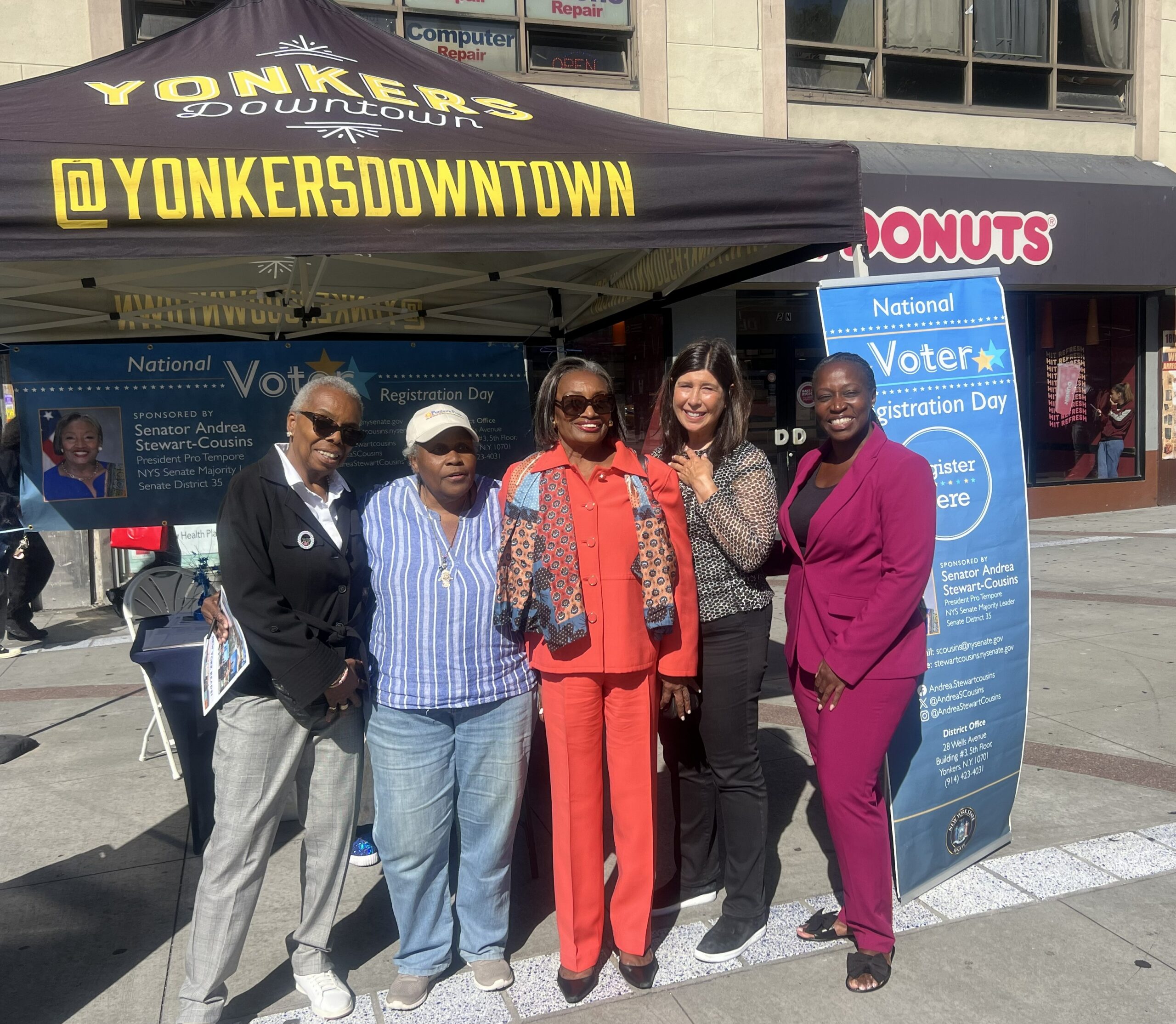 Senate Majority Leader Andrea Stewart-Cousins Hosts Voter Registration Drive in Celebration of National Voter Registration Day
